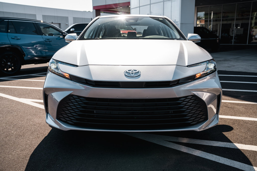 New 2026 Toyota Camry LE FWD image 2
