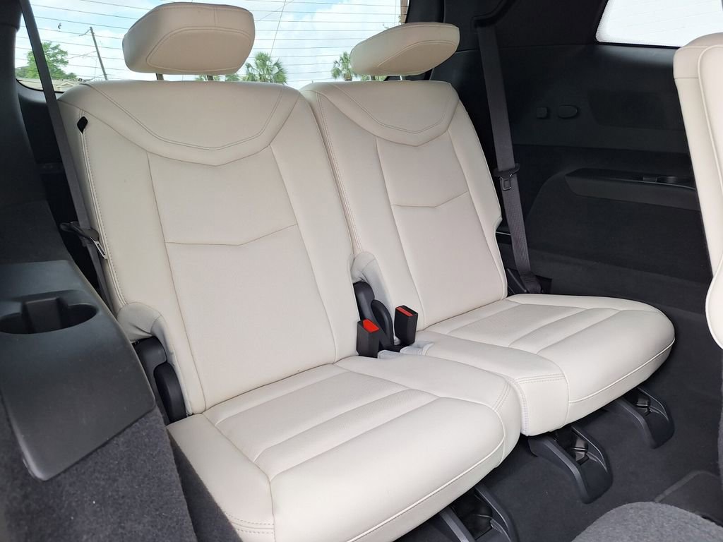 Used 2021 Cadillac XT6 Sport image 32