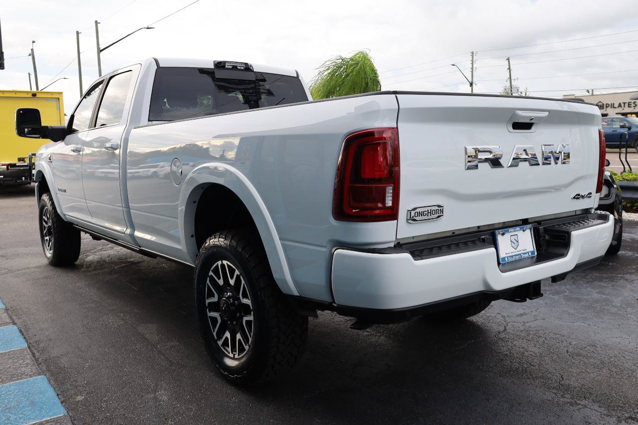 Used 2025 RAM 3500 Longhorn AWD/4WD image 4