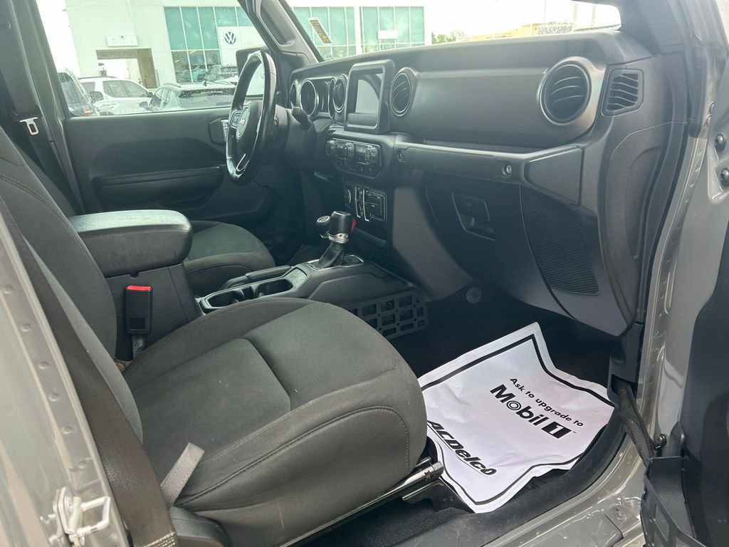 Used 2020 Jeep Gladiator Sport w/ Quick Order Package 24S AWD/4WD image 13