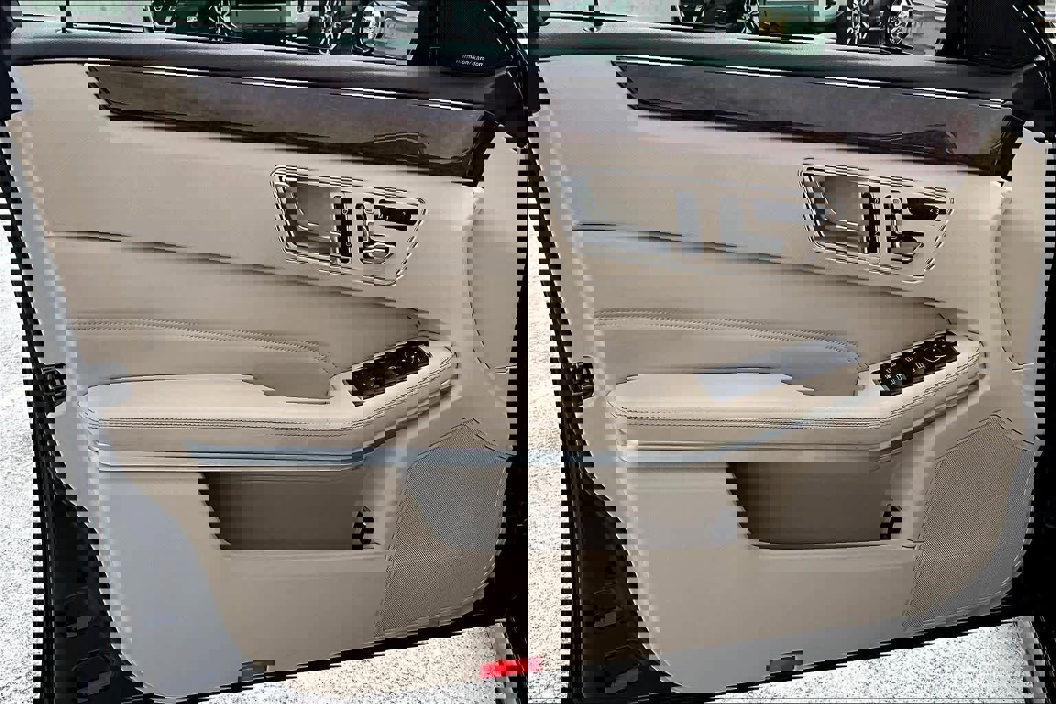 Used 2016 Mercedes-Benz E 350 4MATIC Wagon image 22