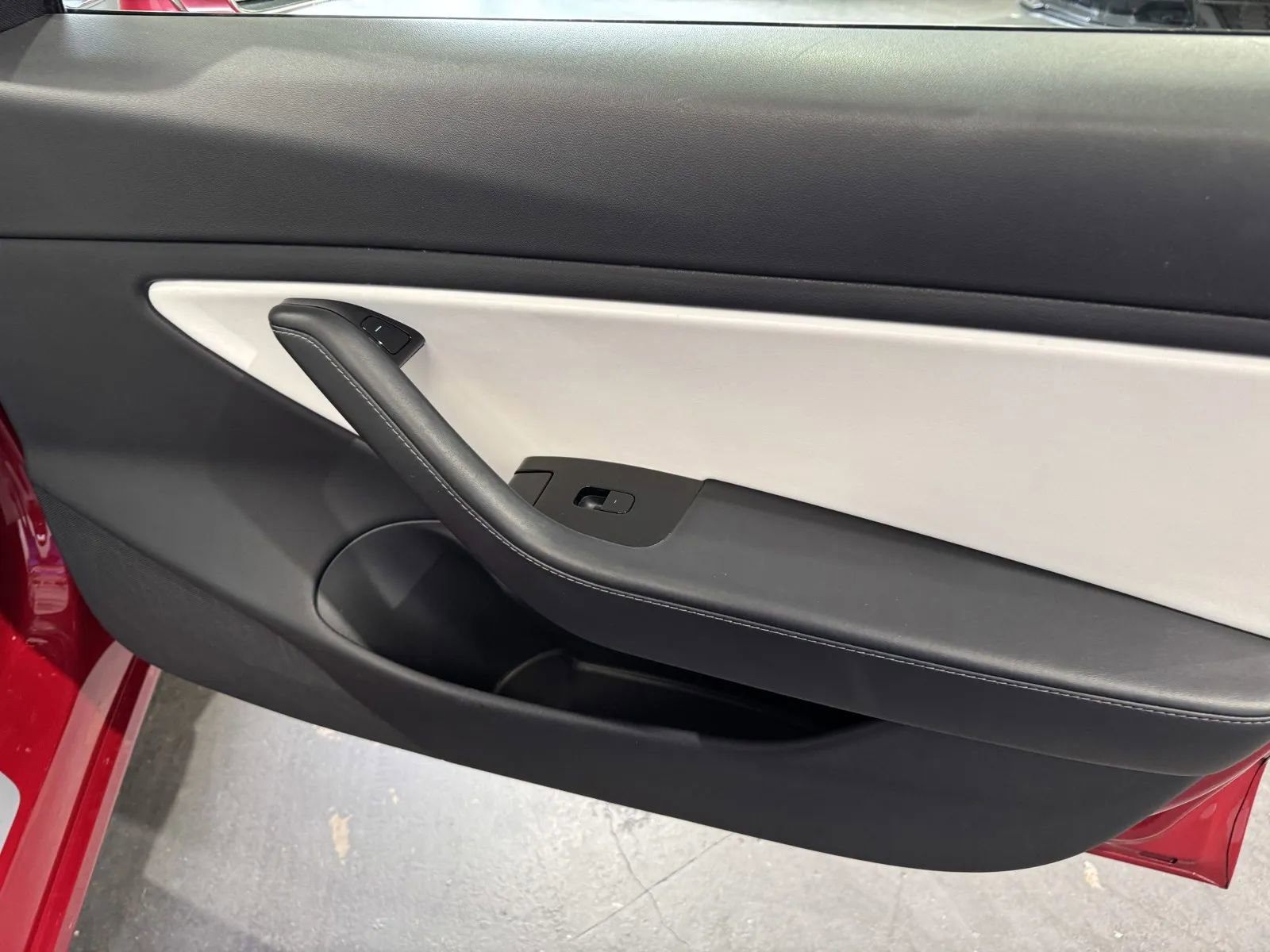 Used 2019 Tesla Model 3 Standard Range Plus image 7