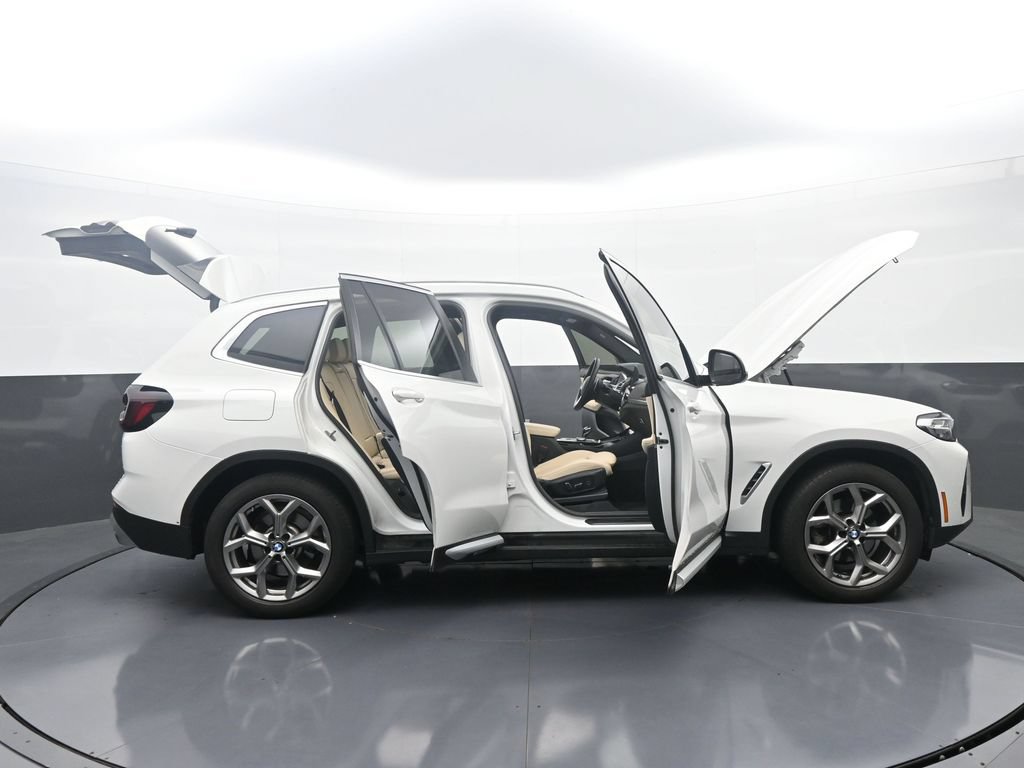 Used 2024 BMW X3 xDrive30i w/ Premium Package w/ZPA AWD/4WD image 44