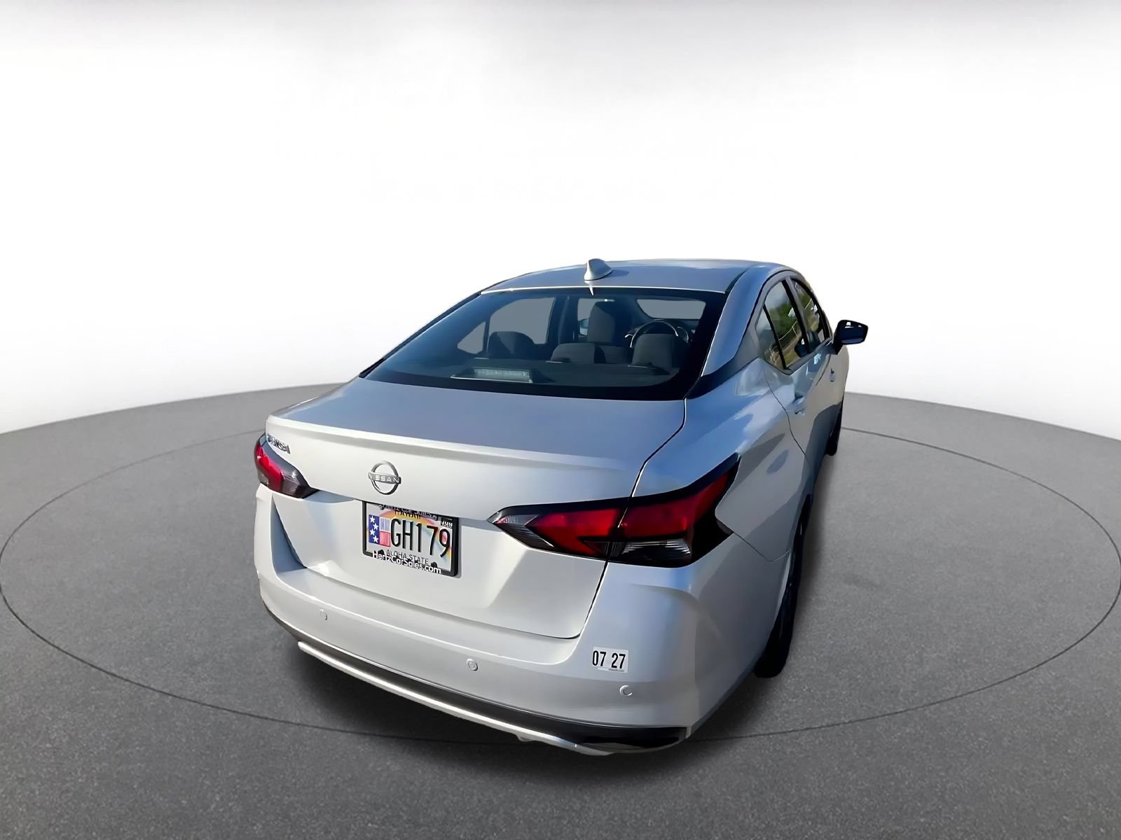 Used 2025 Nissan Versa SV FWD image 13