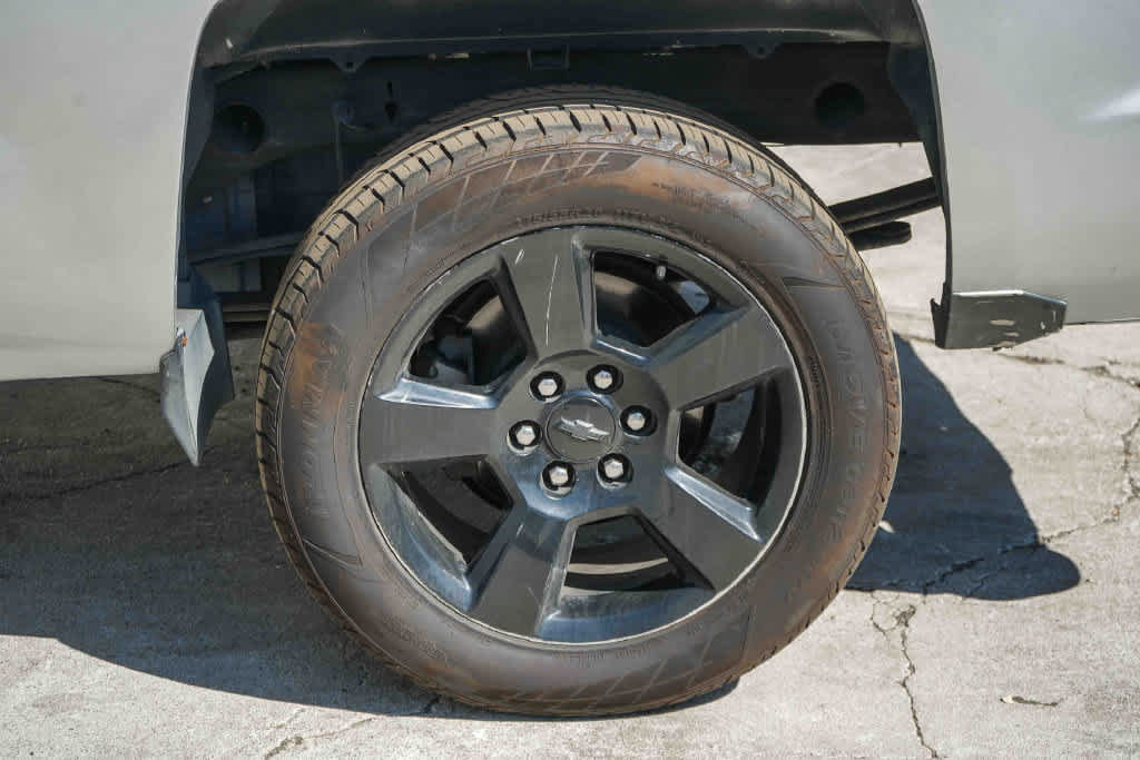 Used 2016 Chevrolet Silverado 1500 Custom w/ Rally 1 Edition RWD image 10
