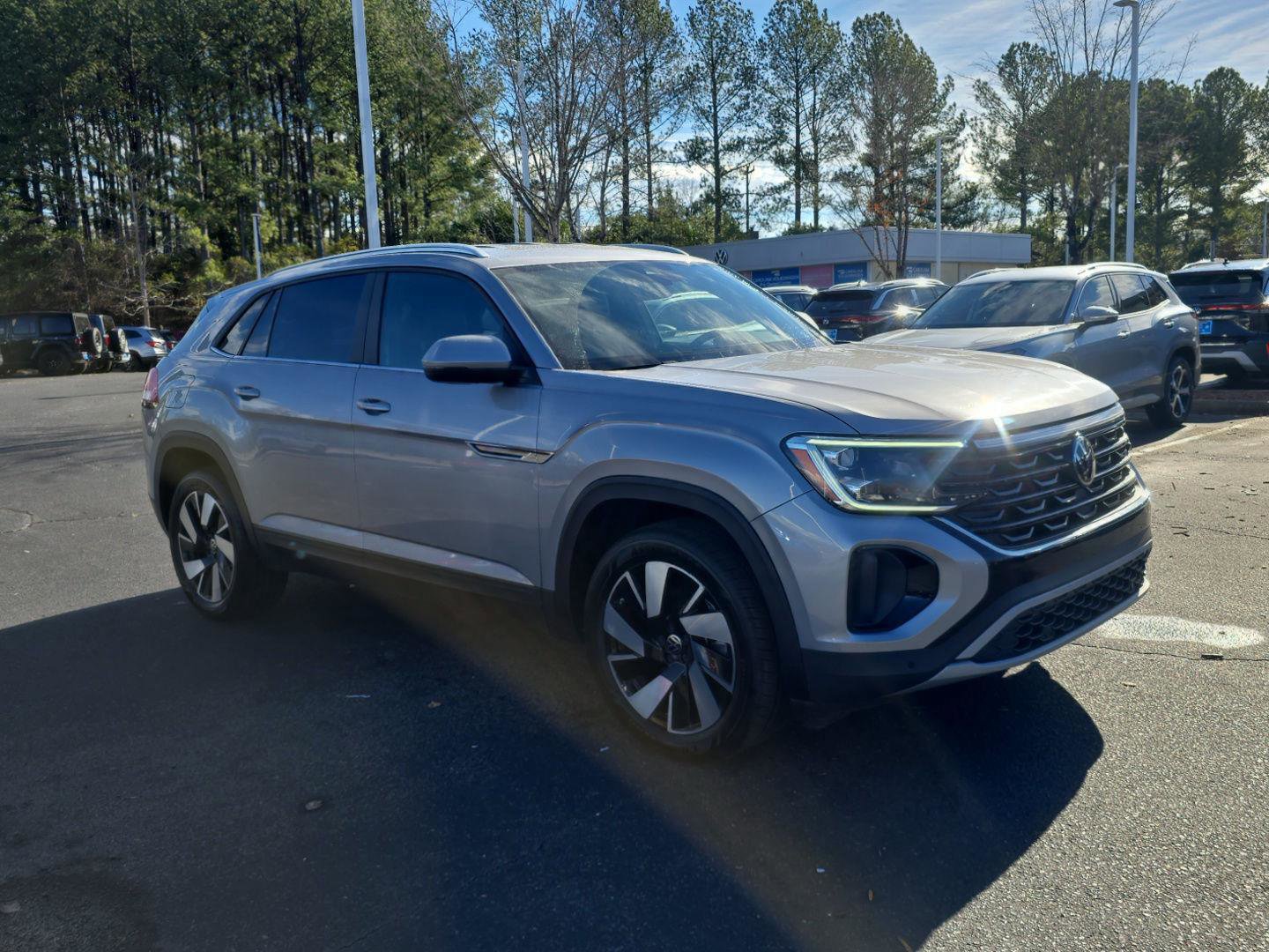 Used 2024 Volkswagen Atlas Cross Sport SE