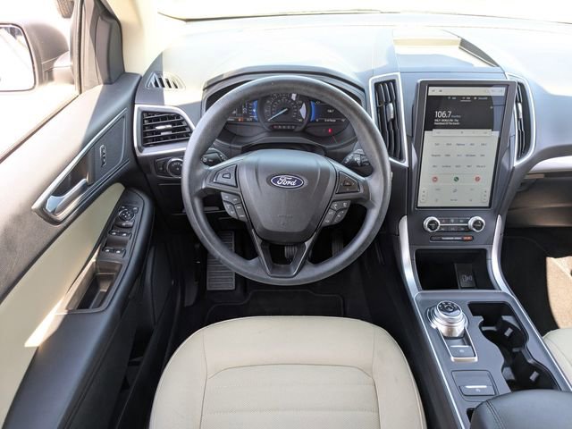 Used 2023 Ford Edge SE image 16