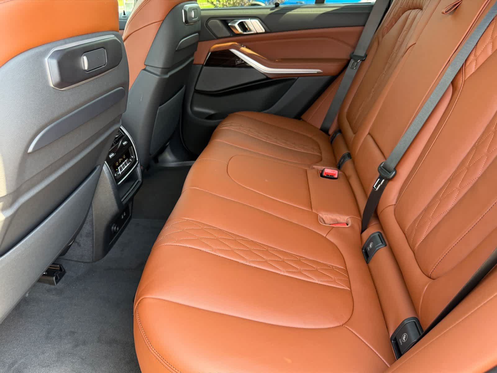 New 2026 BMW X5 xDrive50e w/ Executive Package AWD/4WD image 14