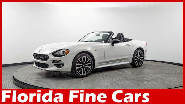 Used 2019 FIAT 124 Spider image 1