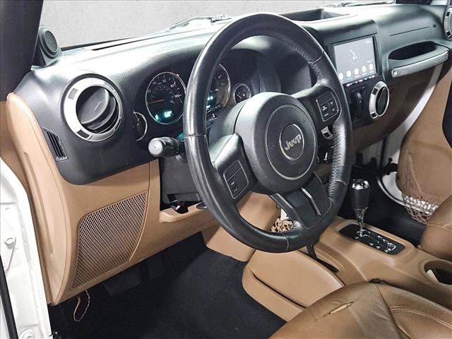 Used 2013 Jeep Wrangler Unlimited Sahara w/ Trailer Tow Group AWD/4WD image 9