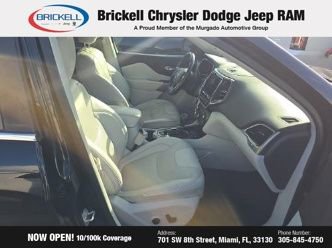 Used 2020 Jeep Cherokee Limited image 23