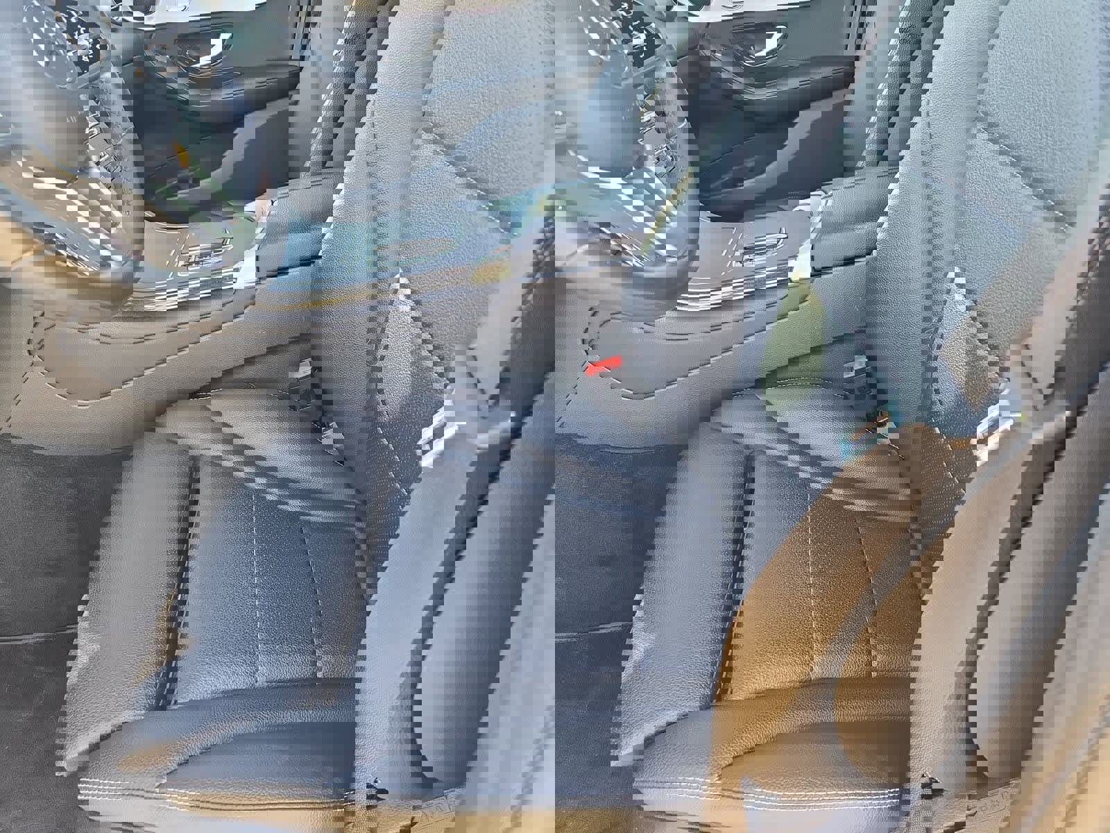 Used 2022 Mercedes-Benz GLC 300 image 15