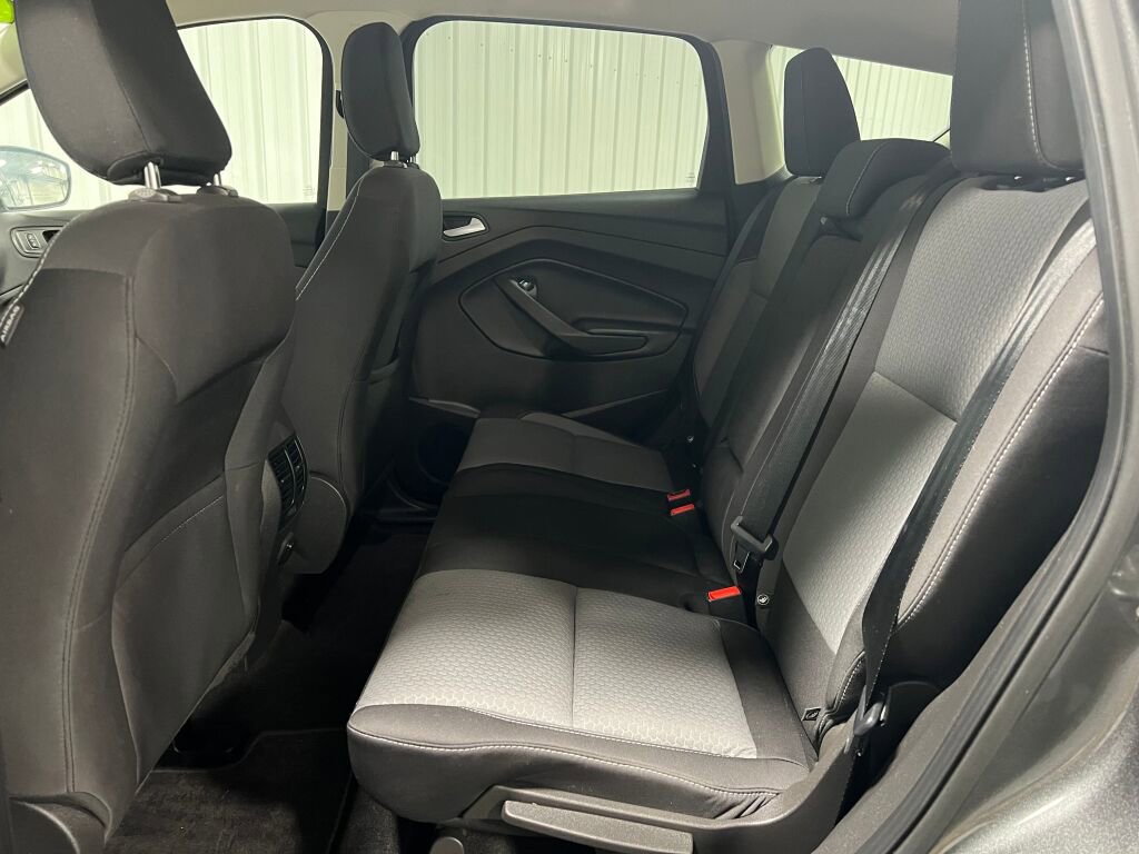 Used 2019 Ford Escape SE image 6