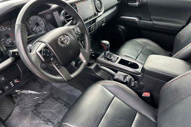 Used 2021 Toyota Tacoma TRD Pro AWD/4WD image 10