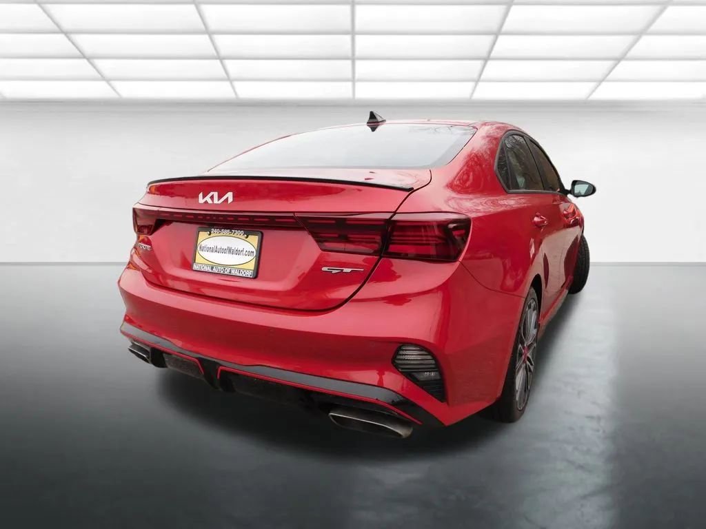 Used 2023 Kia Forte GT image 5