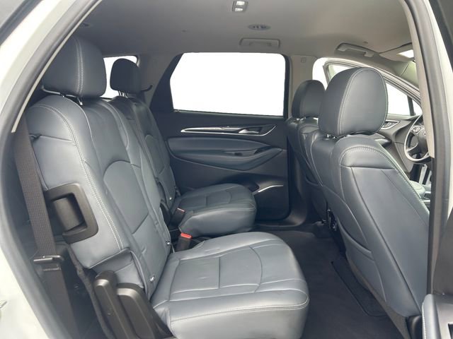 Used 2021 Buick Enclave Essence image 26