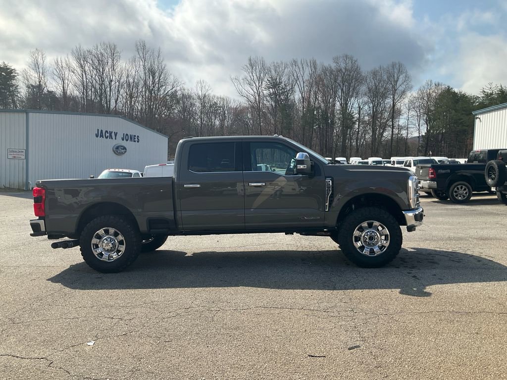 Used 2026 Ford F250 Lariat w/ Chrome Package AWD/4WD image 4