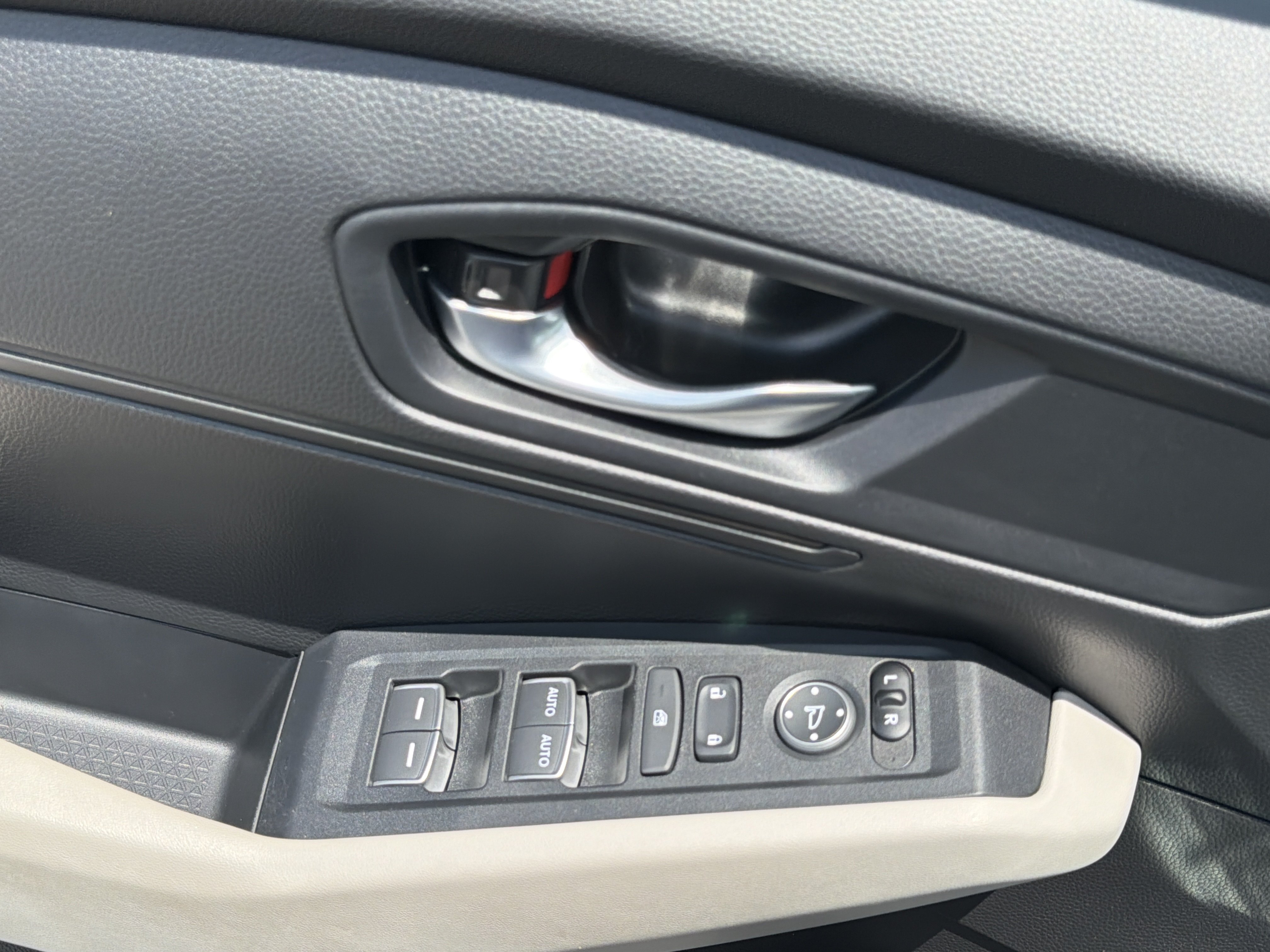Certified 2025 Honda Accord LX image 26