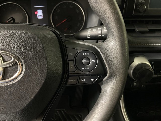 Used 2019 Toyota RAV4 LE w/ Carpet Mat Package image 24