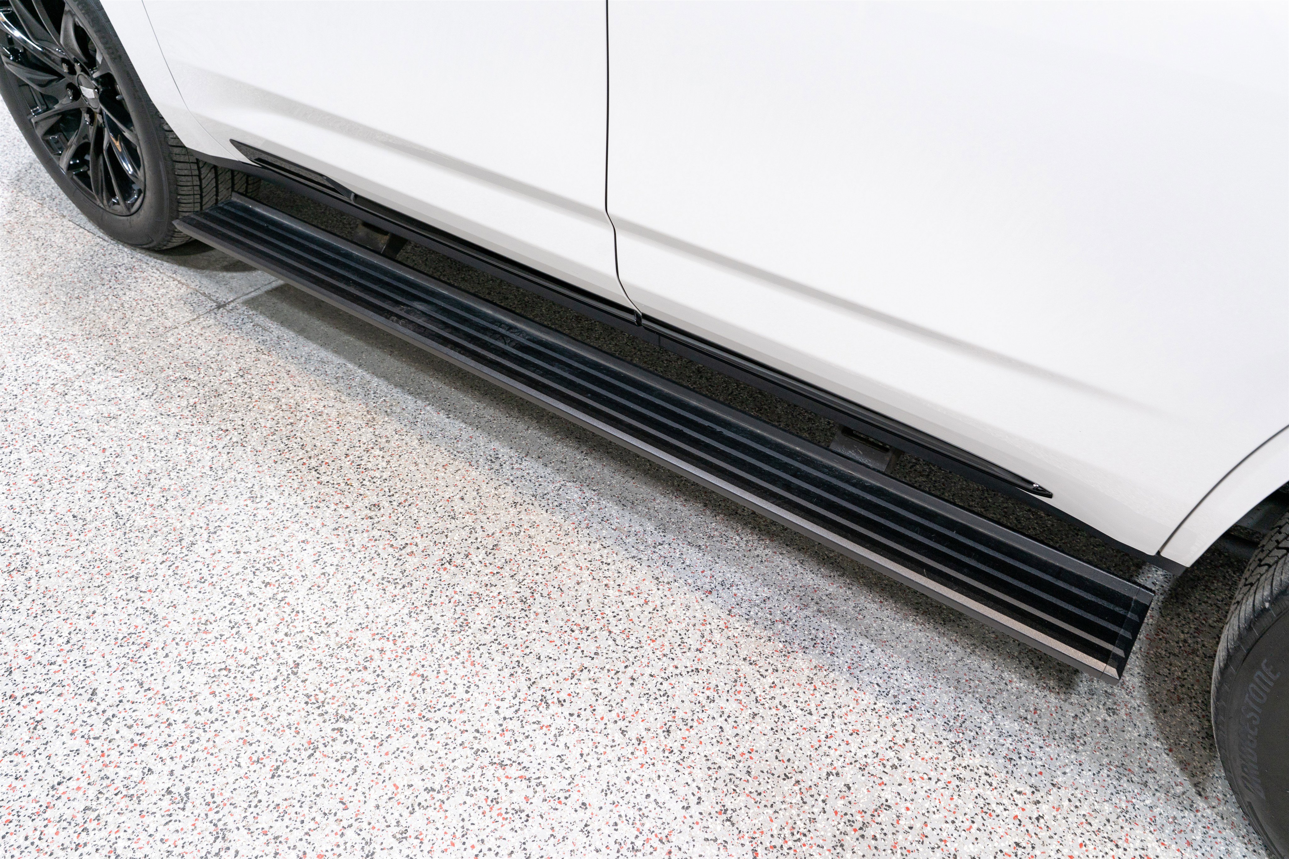 Used 2023 Cadillac Escalade Sport Platinum w/ LPO, ONYX Package image 11