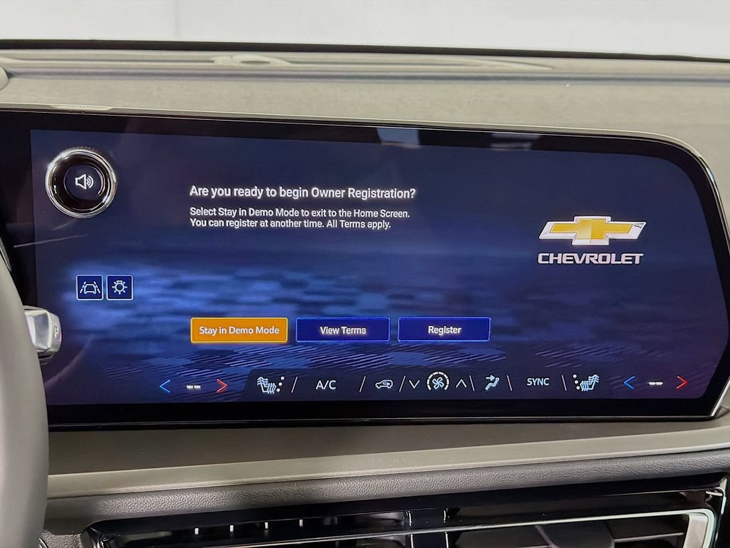 New 2026 Chevrolet Traverse LT w/ LPO, Floor Liner Package AWD/4WD image 14