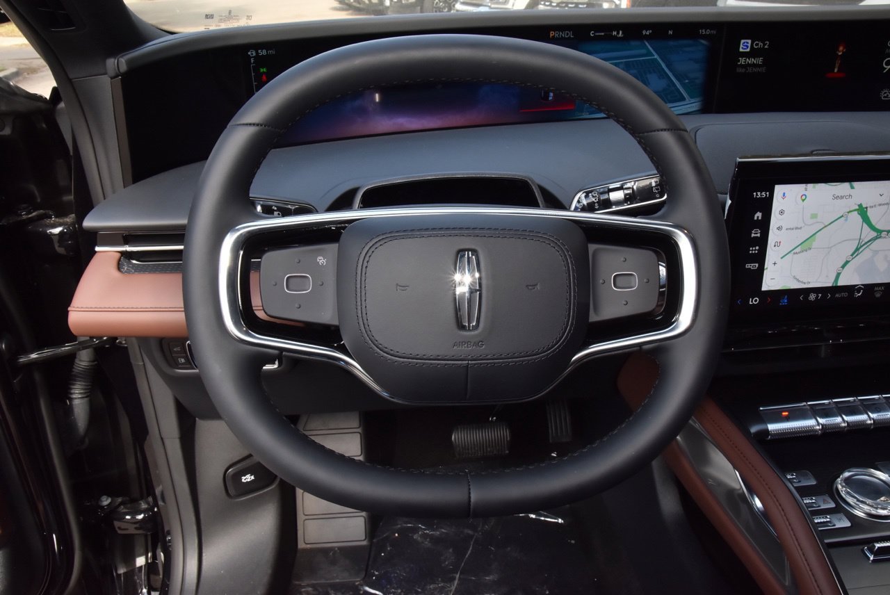 New 2026 Lincoln Nautilus Reserve AWD/4WD image 22