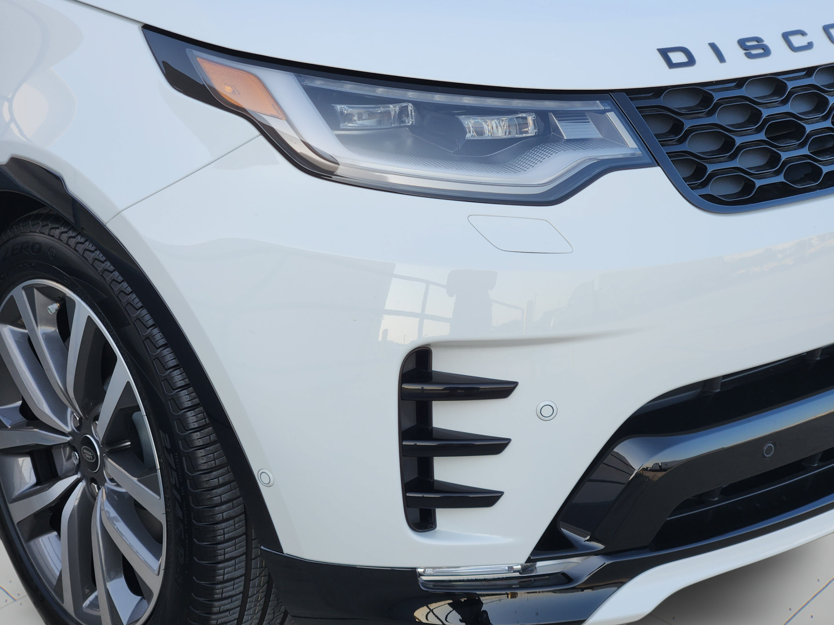 New 2026 Land Rover Discovery Dynamic SE AWD/4WD image 31