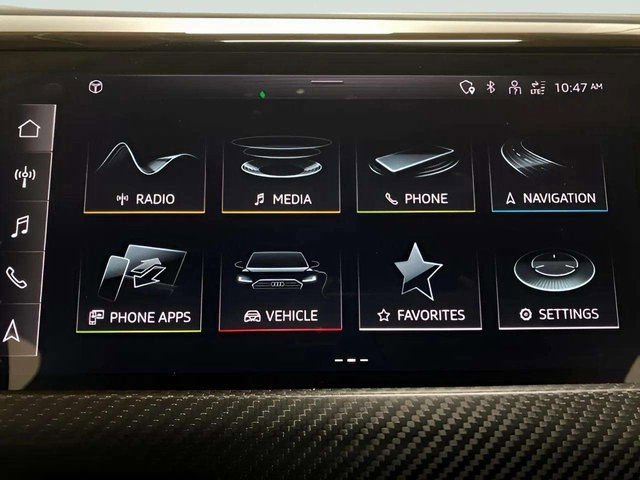 Used 2023 Audi RS e-tron GT w/ Carbon Performance Package AWD/4WD image 39