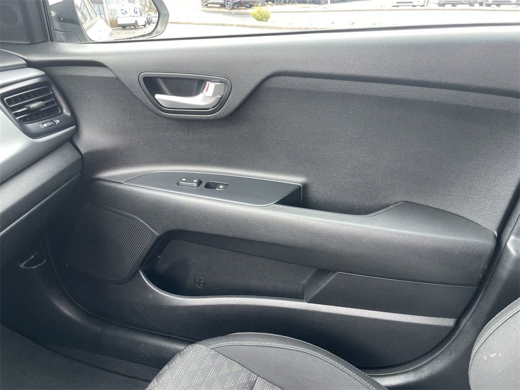 Used 2020 Kia Rio S image 20