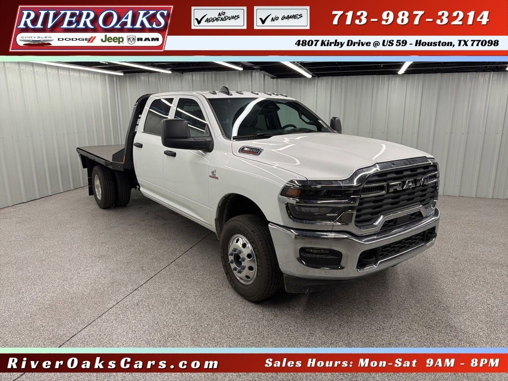 New 2026 RAM 3500 4x4 Crew Cab DRW