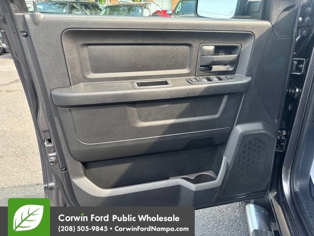 Used 2015 RAM 1500 Express RWD image 13