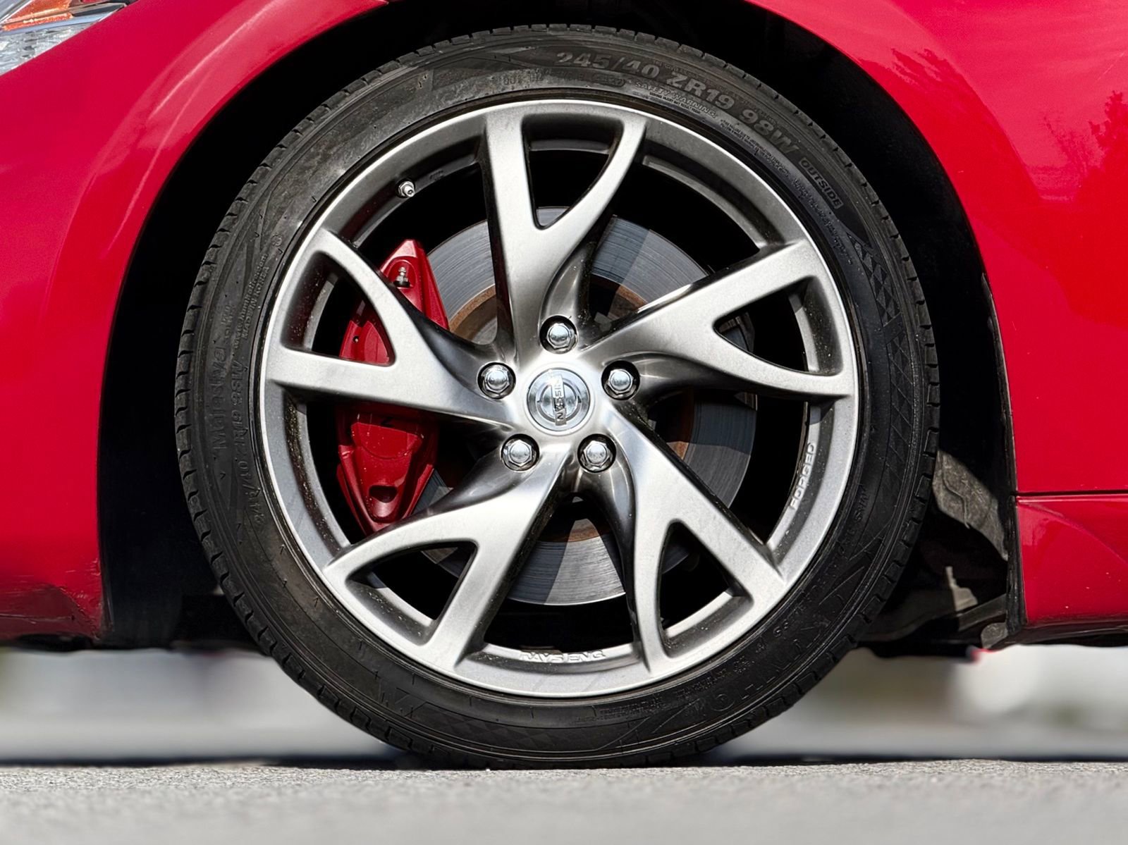 Used 2017 Nissan 370Z Touring Sport RWD image 19