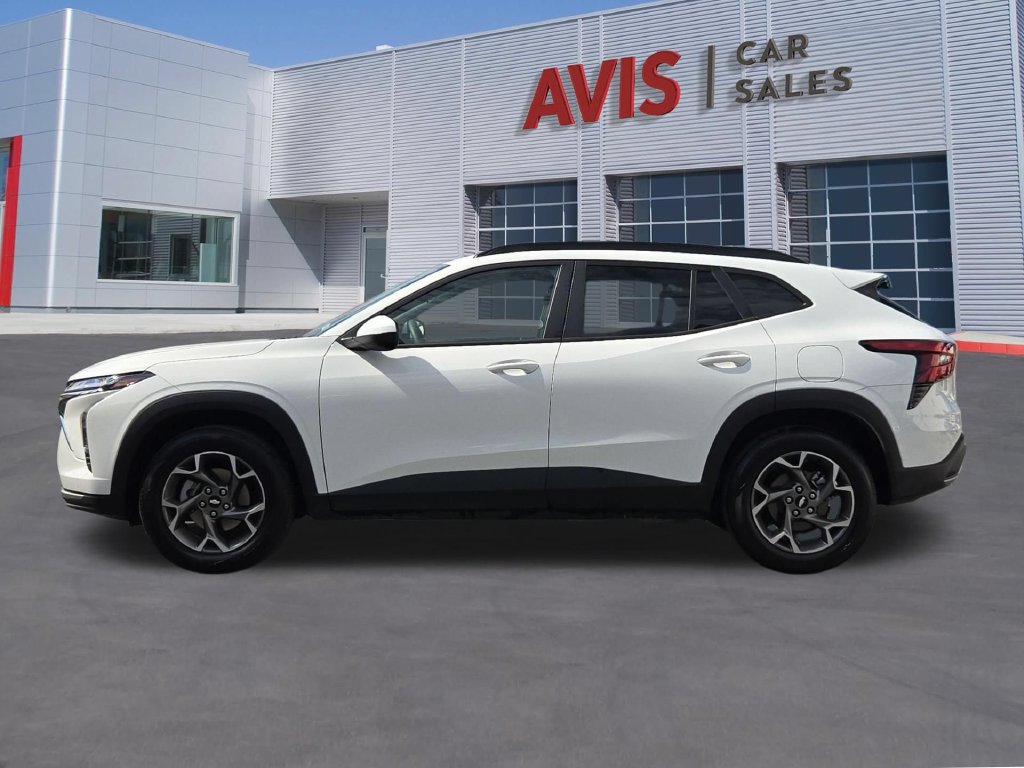Used 2026 Chevrolet Trax LT FWD image 10