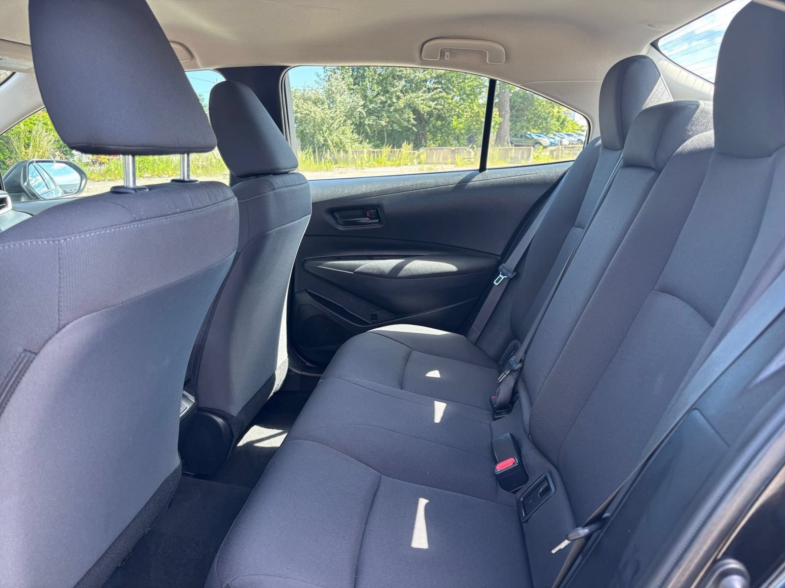 Used 2025 Toyota Corolla LE FWD image 20