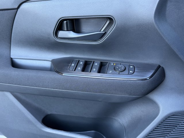 New 2026 Nissan Kicks S image 20