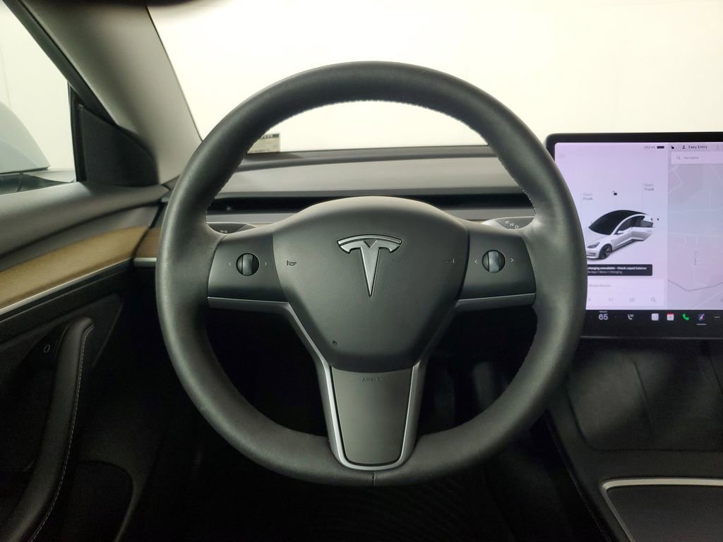 Used 2021 Tesla Model 3 Standard Range Plus image 14