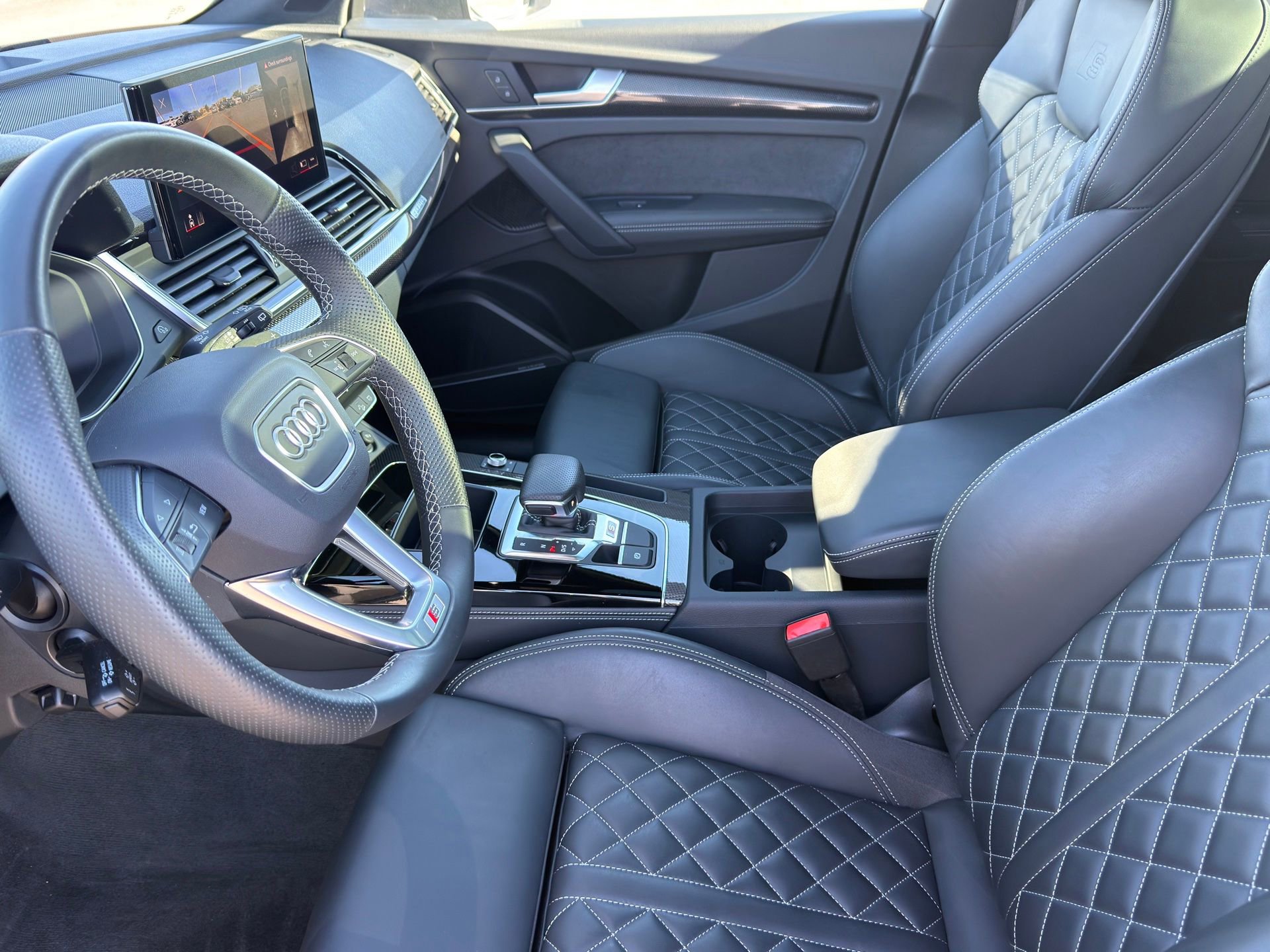 Used 2024 Audi SQ5 Premium Plus image 9