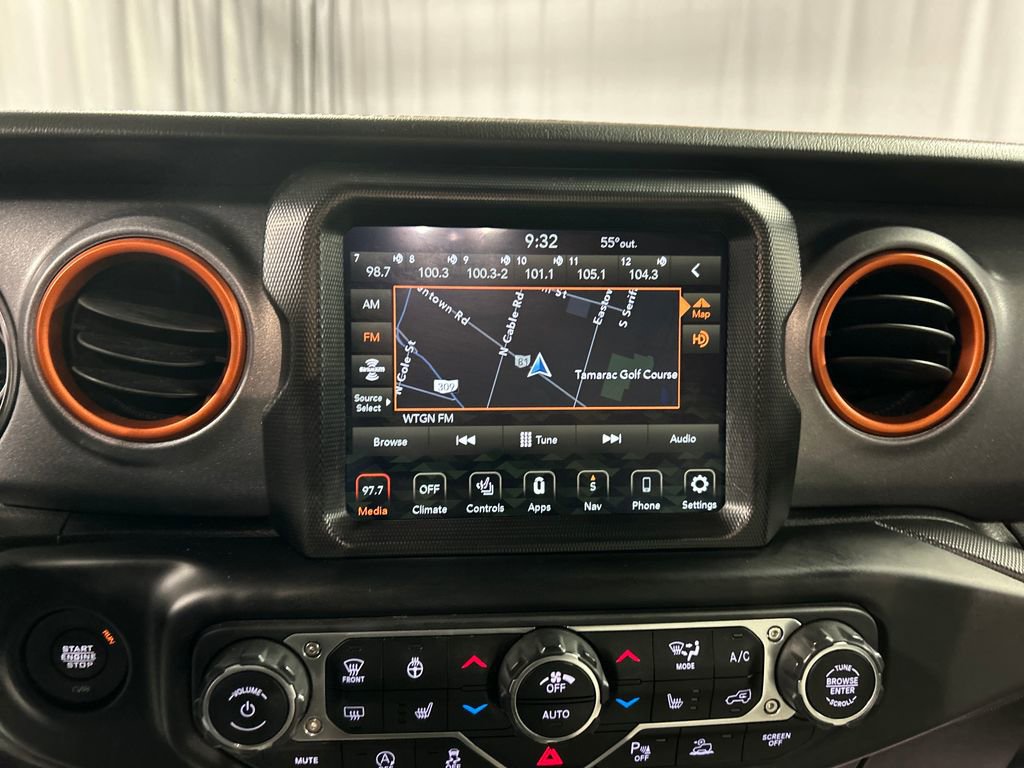 Used 2021 Jeep Gladiator Mojave w/ Dual Top Group AWD/4WD image 17