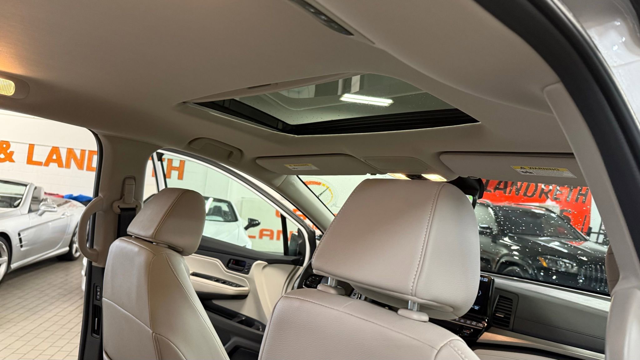 Used 2025 Honda Odyssey EX-L image 22