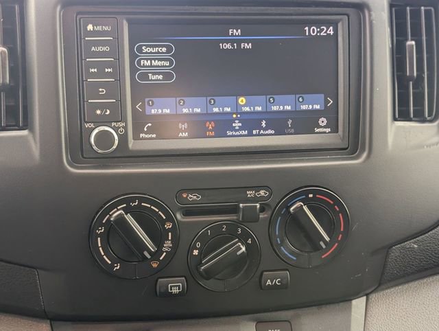 Used 2020 Nissan NV200 SV w/ Back Door Glass Package image 18