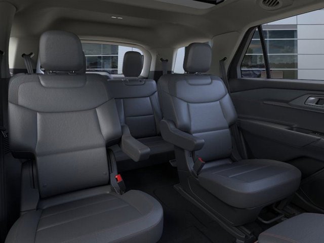 Used 2026 Ford Explorer Active w/ Active Comfort Package image 11