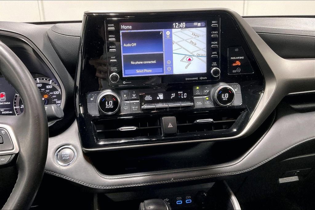Used 2022 Toyota Highlander XLE image 8