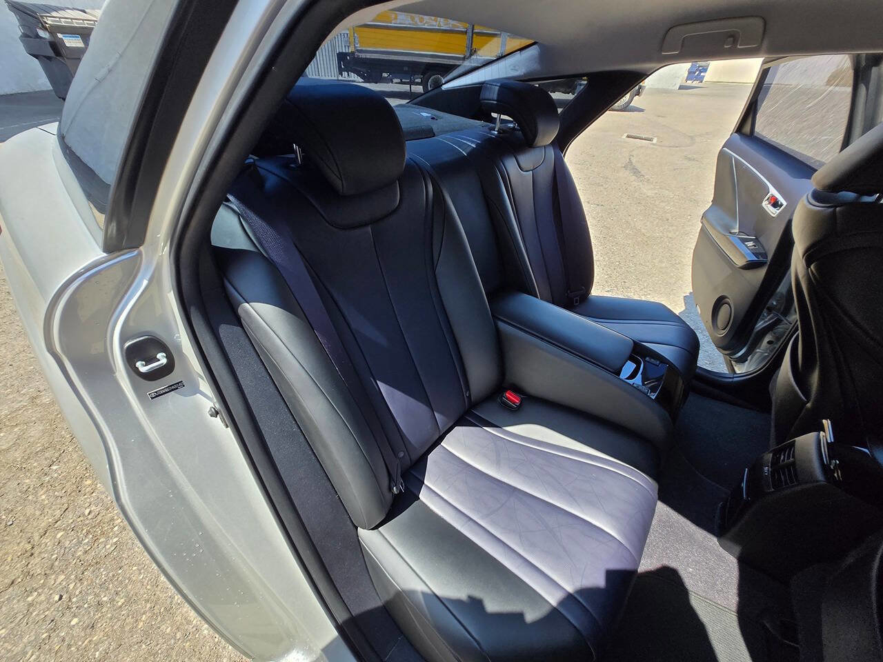 Used 2017 Toyota Mirai image 30