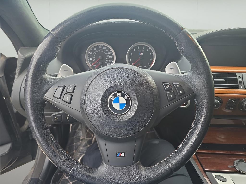 Used 2006 BMW M6 Coupe image 11