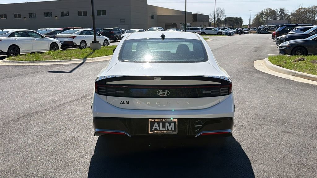 New 2026 Hyundai Sonata SEL image 7