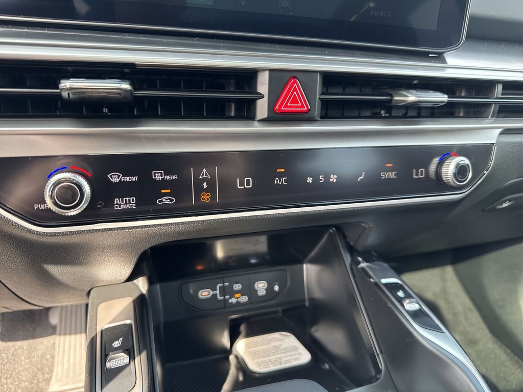 New 2026 Kia Sorento S w/ S Panoramic Sunroof Package FWD image 19