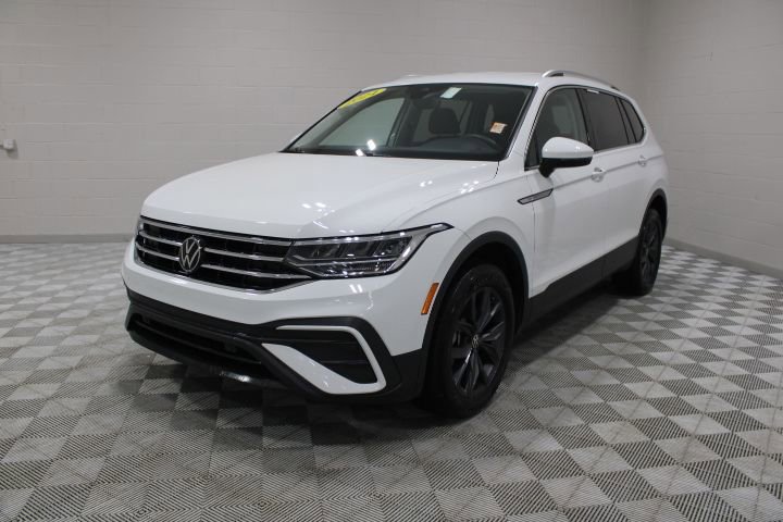 Used 2024 Volkswagen Tiguan Wolfsburg Edition image 6