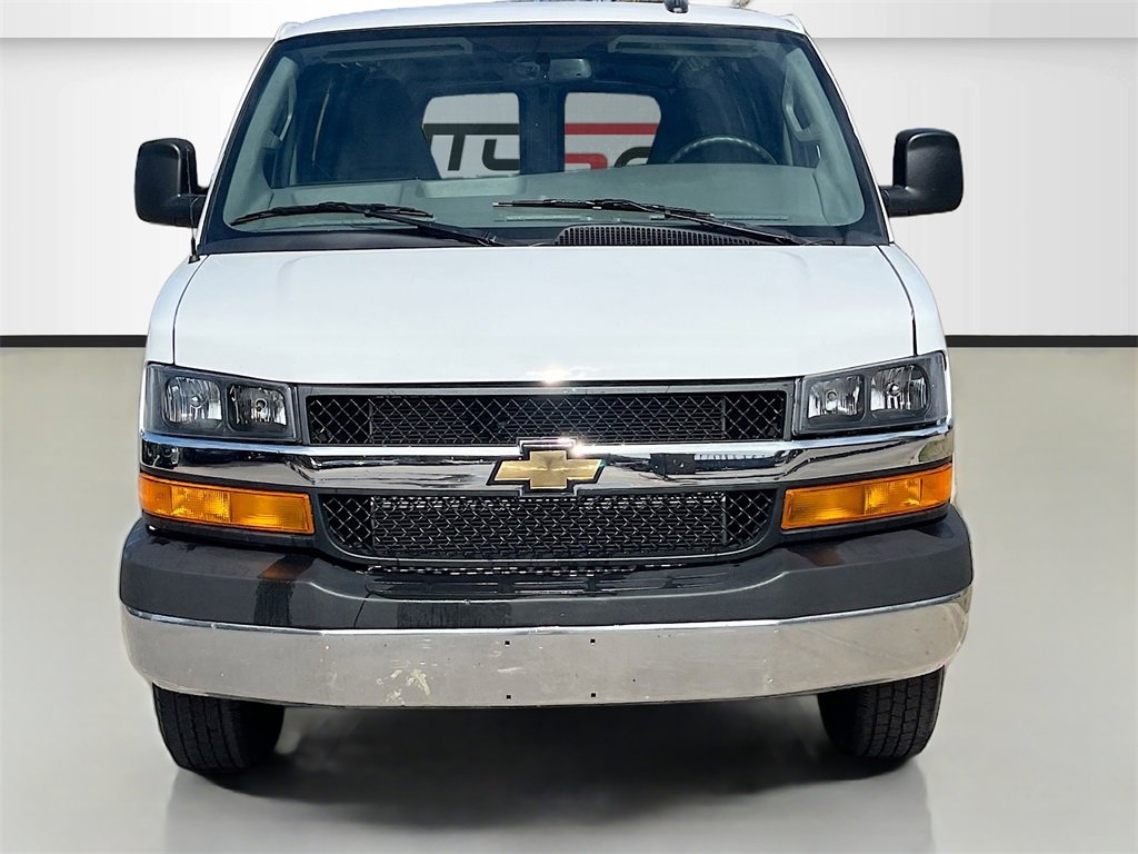 Used 2024 Chevrolet Express 2500 w/ Driver Convenience Package image 2