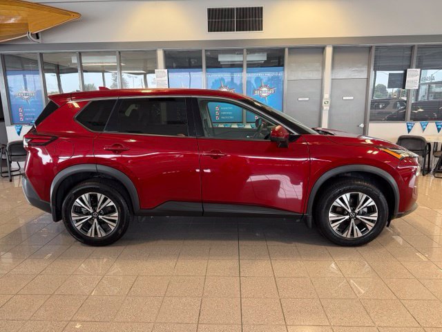 Used 2021 Nissan Rogue SV AWD/4WD image 3