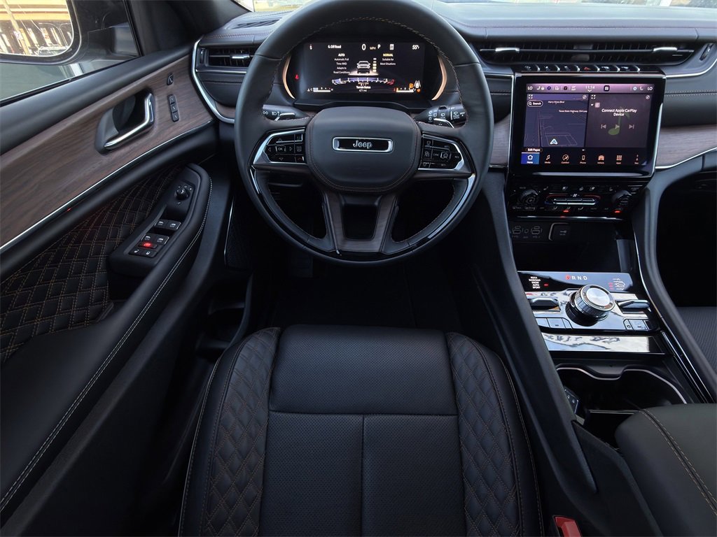 New 2025 Jeep Grand Cherokee L Summit w/ Obsidian Package image 11